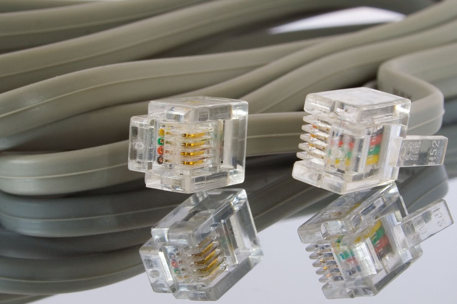 Netzwerkkabel mit transparenten Steckern